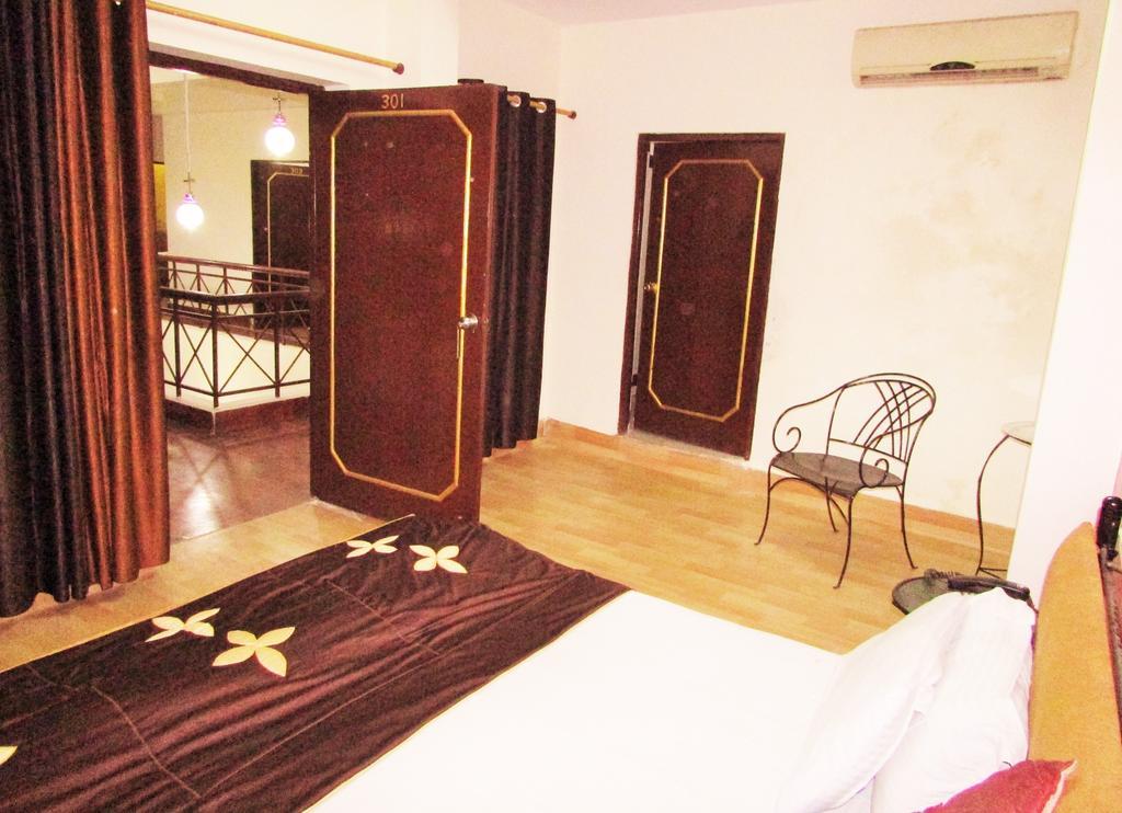 Hotel Haveli Of Jaipur Buitenkant foto